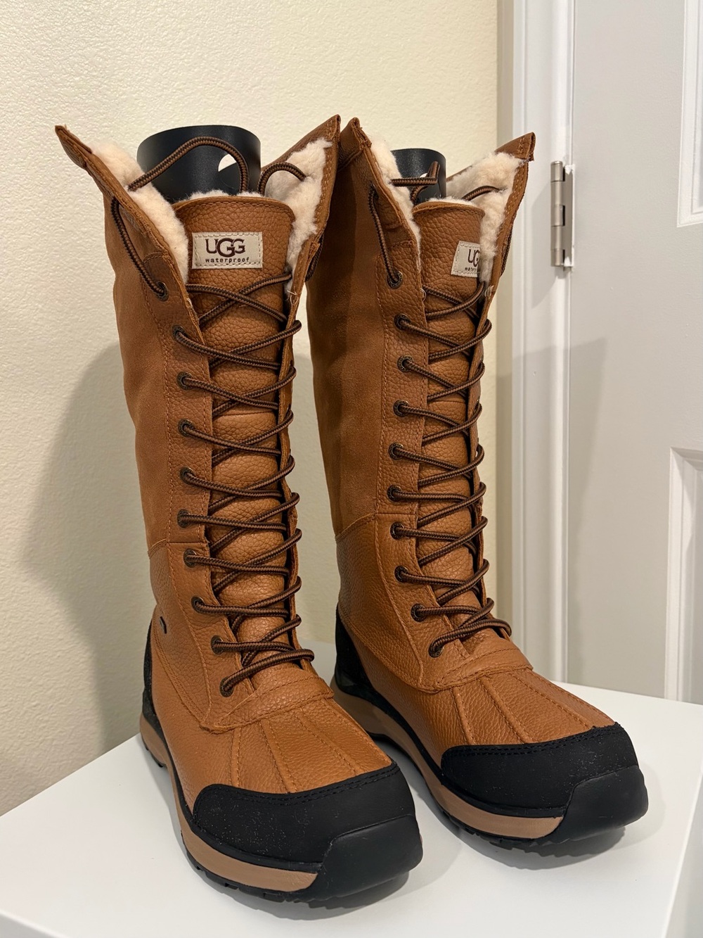 Discounted UGG Adirondack Boot Tall III Womens Boot US 9W